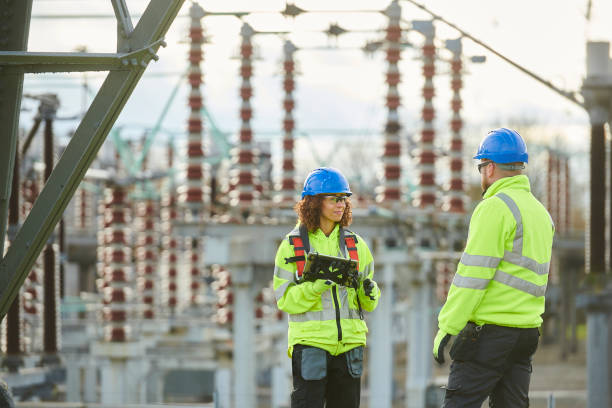 Best Licensed Electrician  in Moundridge, KS